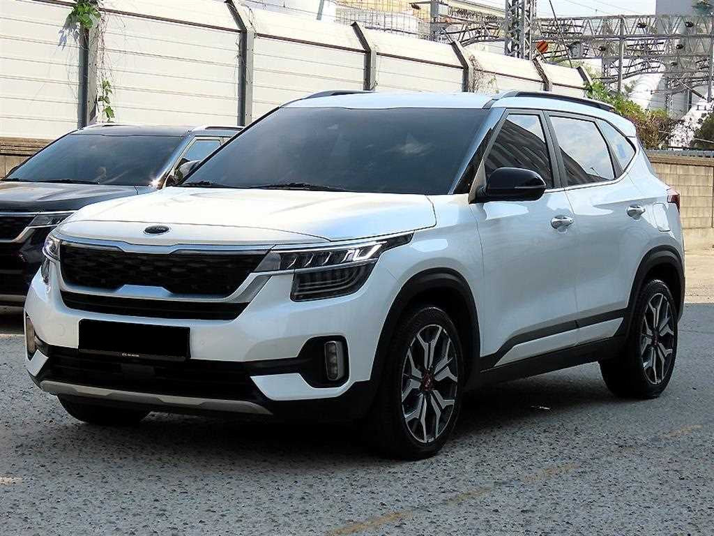 Kia Seltos — photo 02
