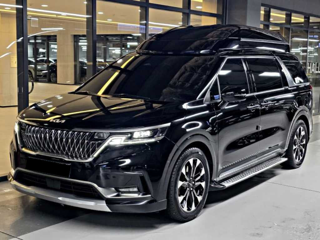 Kia Carnival — photo 01