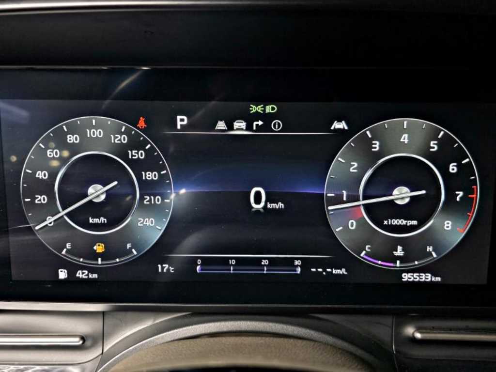 Kia Carnival — photo 11