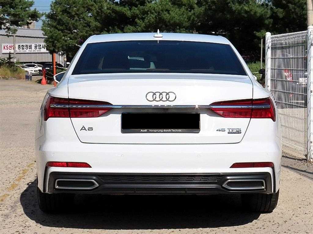 Audi A6 — photo 04