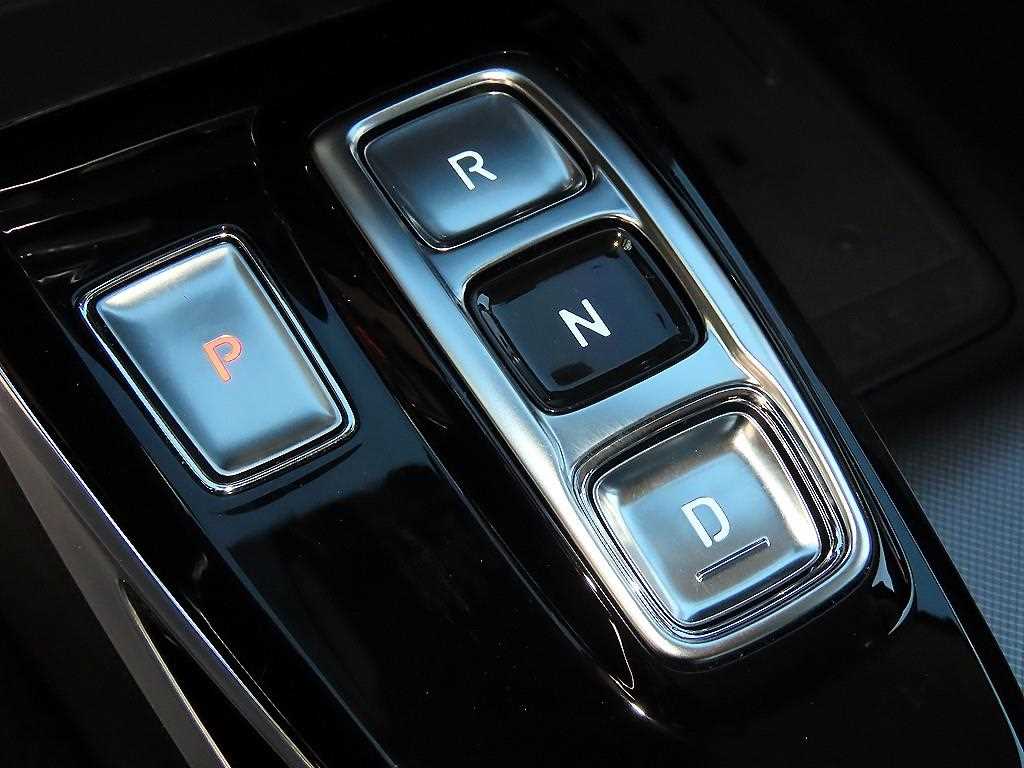Hyundai Sonata — photo 12