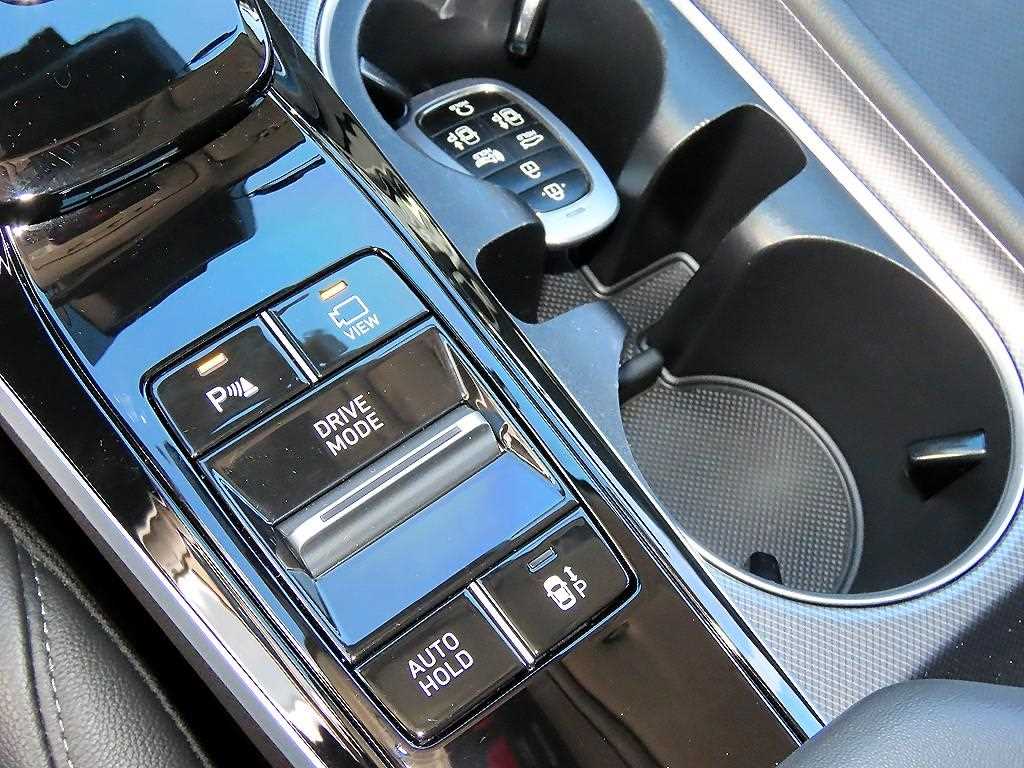 Hyundai Sonata — photo 15