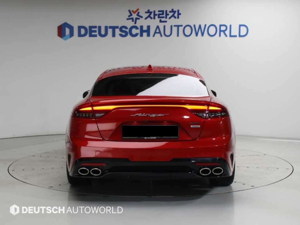 Kia Stinger — photo 04