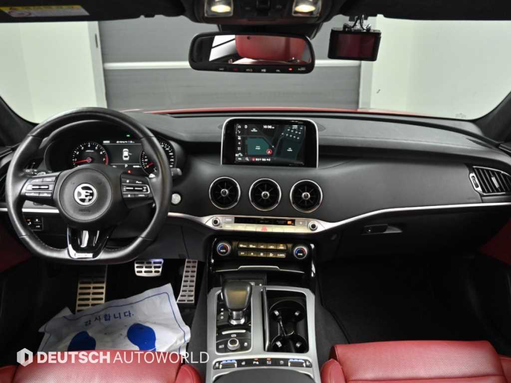 Kia Stinger — photo 07