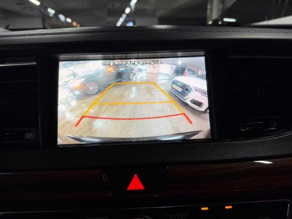 Kia K7 — photo 11