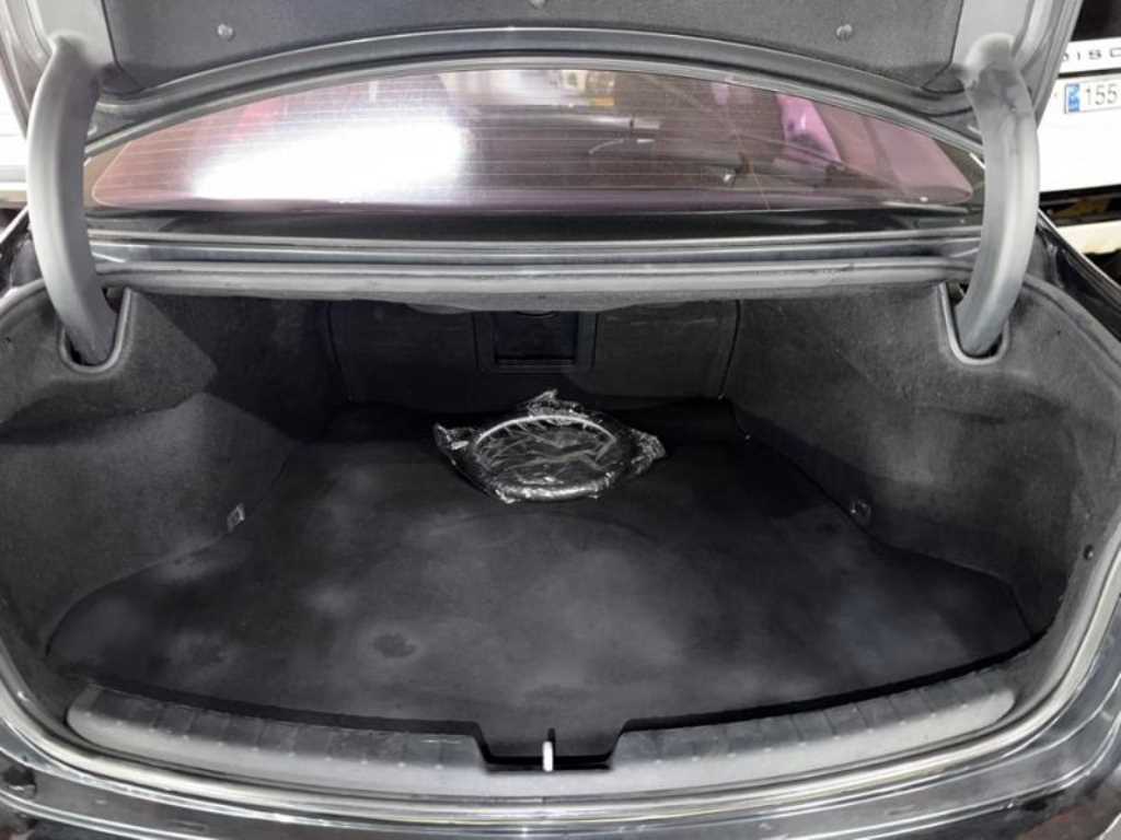 Kia K7 — photo 18