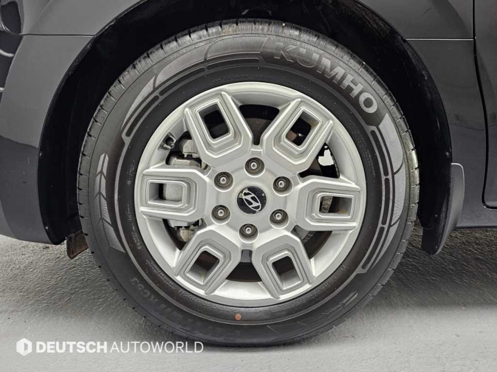 Hyundai Staria — photo 05