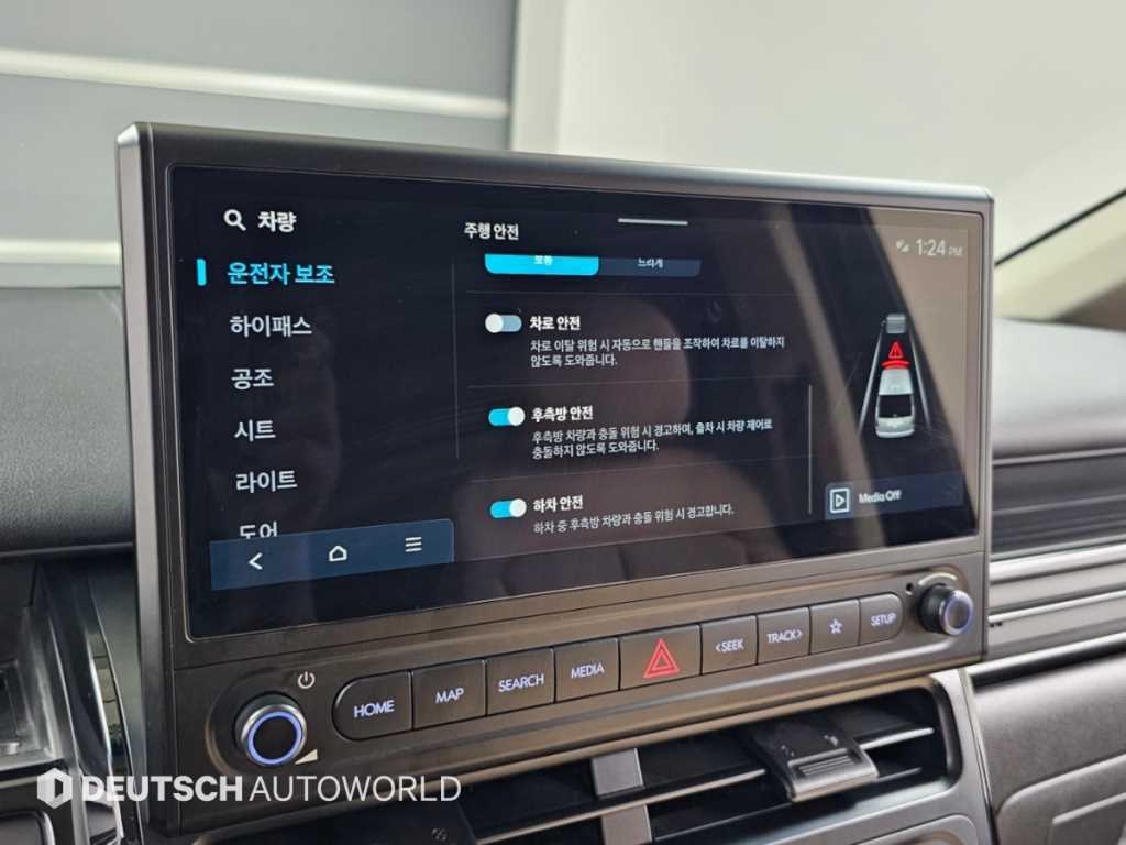 Hyundai Staria — photo 17