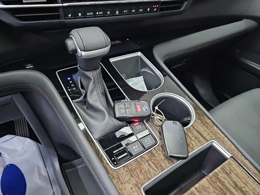 Toyota Sienna — photo 08