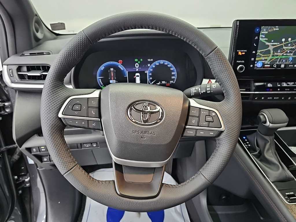 Toyota Sienna — photo 09