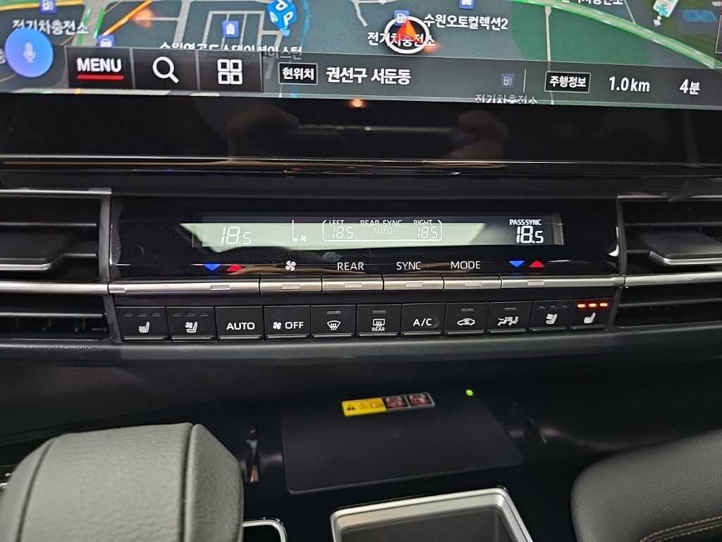 Toyota Sienna — photo 10