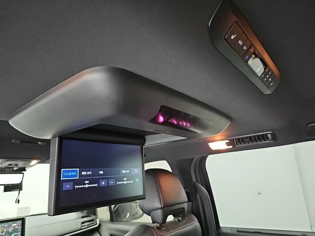 Toyota Sienna — photo 13