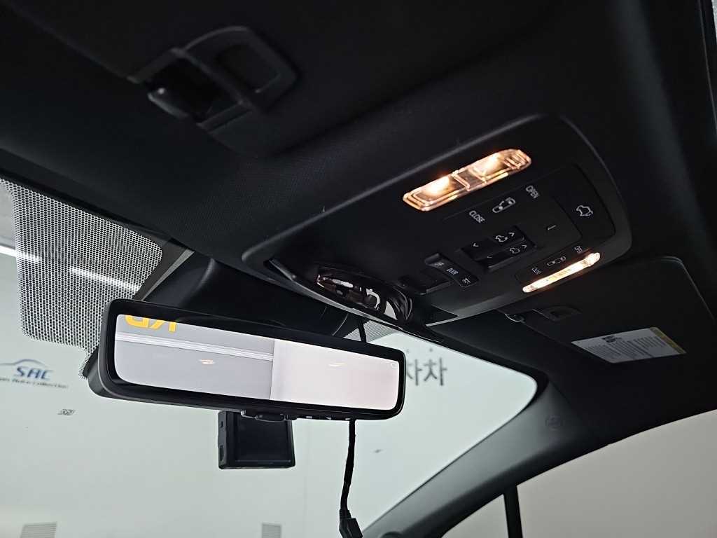 Toyota Sienna — photo 18