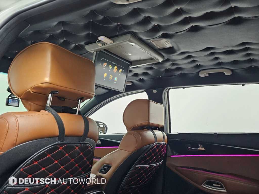 Kia Sorento — photo 18