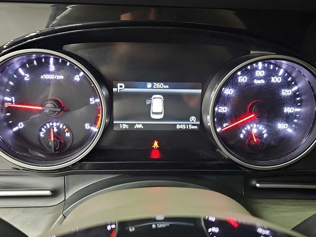 Kia Carnival — photo 06