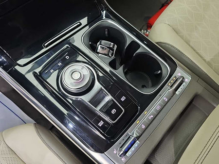 Kia Carnival — photo 08