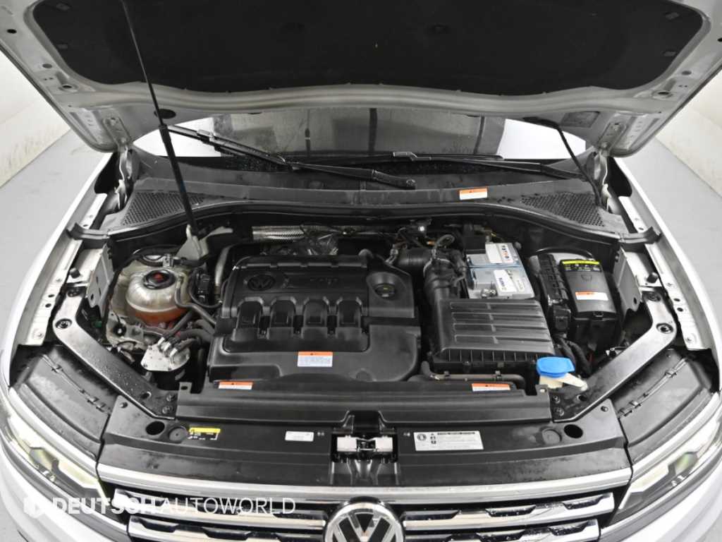 Volkswagen Tiguan — photo 06