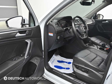 Volkswagen Tiguan — photo 11