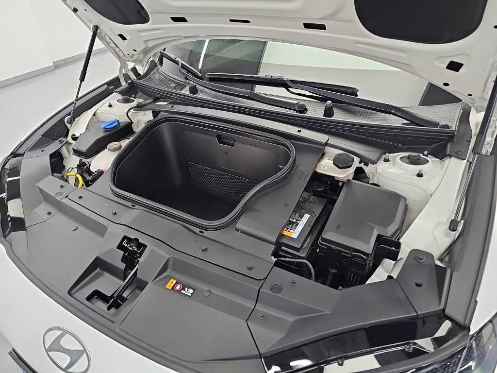 Hyundai Ioniq6 — photo 05