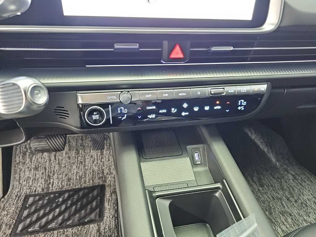 Hyundai Ioniq6 — photo 10