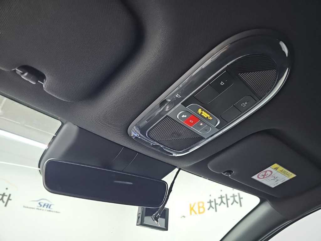 Hyundai Ioniq6 — photo 16