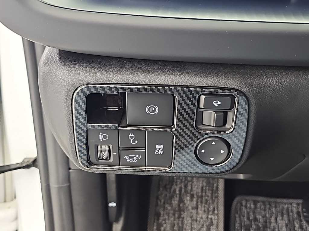 Hyundai Ioniq6 — photo 18