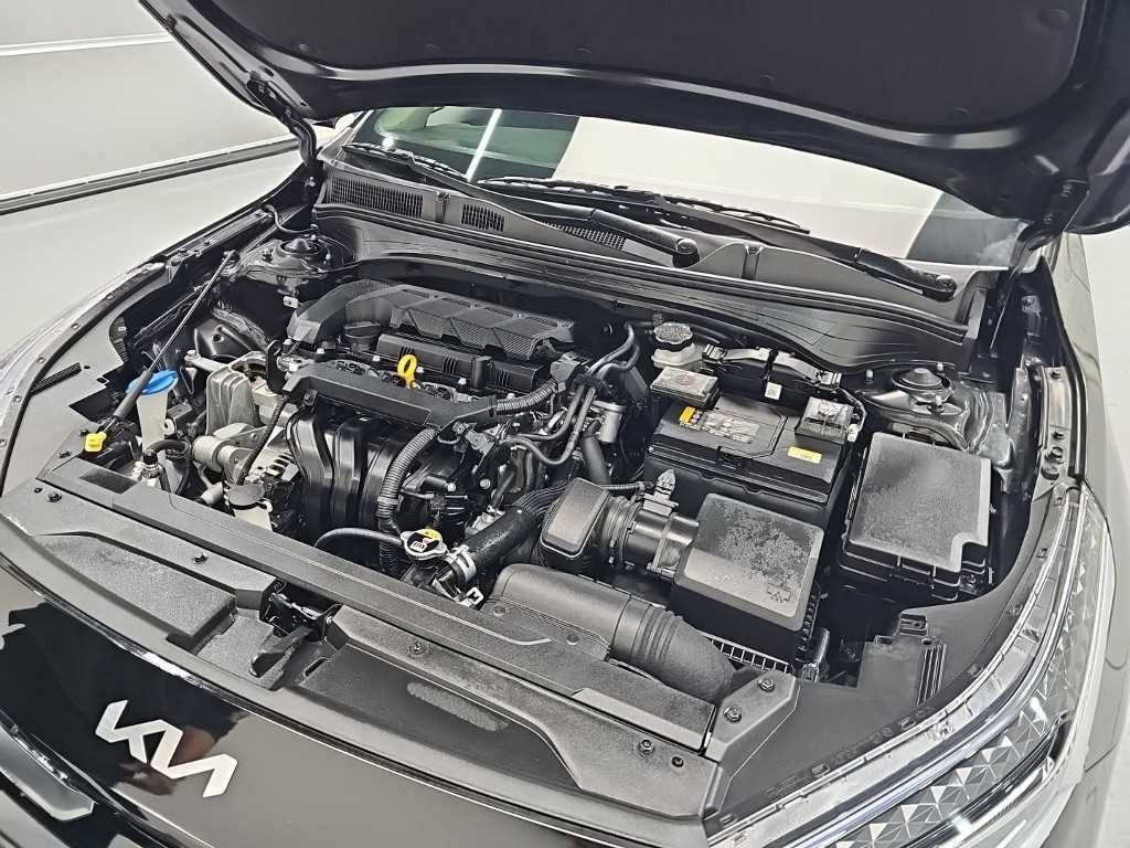 Kia K3 — photo 05