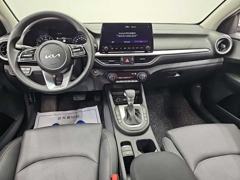 Kia K3 — photo 07