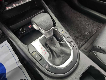 Kia K3 — photo 08