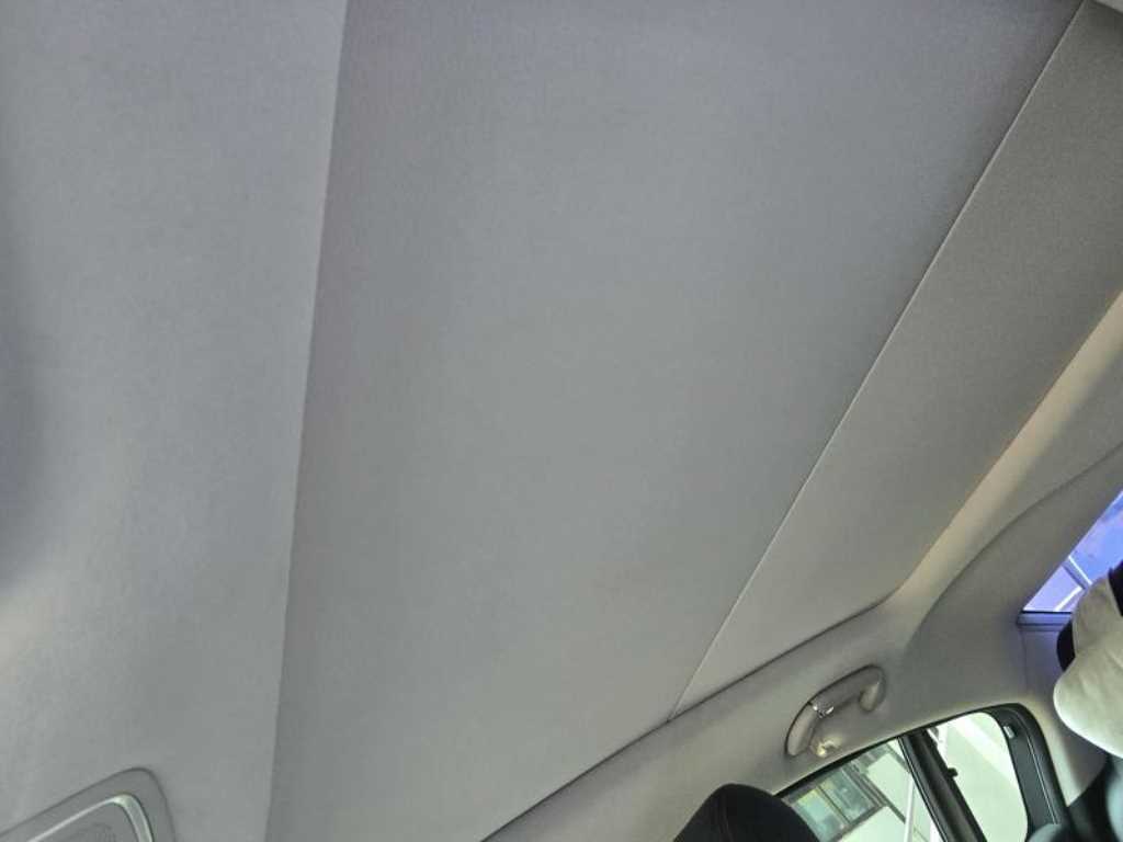 Kia K9 — photo 17