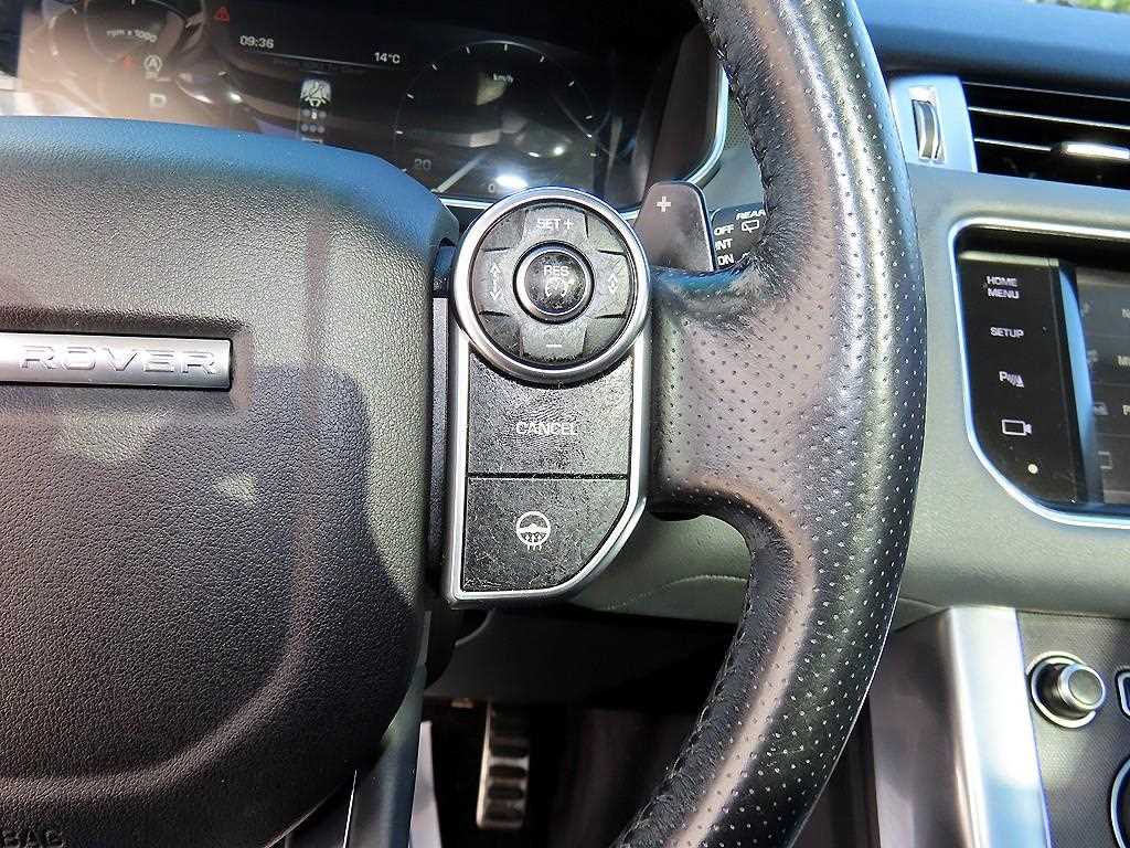 Land Rover Range Rover Sport — photo 12