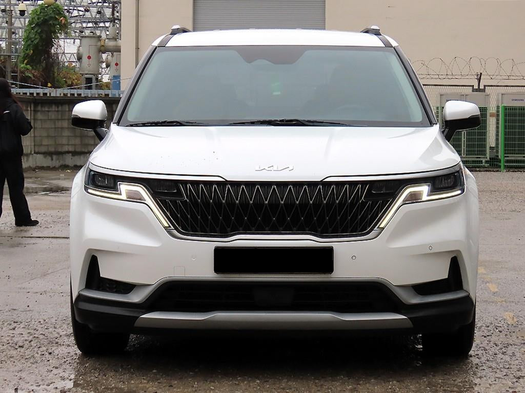 Kia Carnival — photo 01