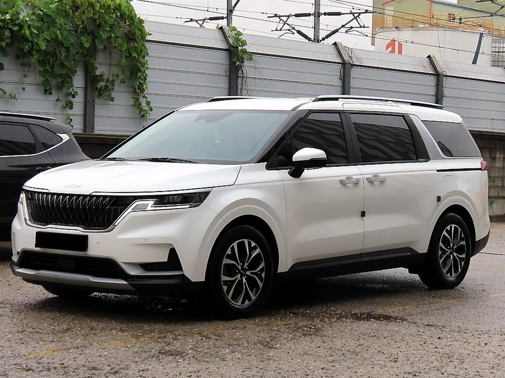 Kia Carnival — photo 02