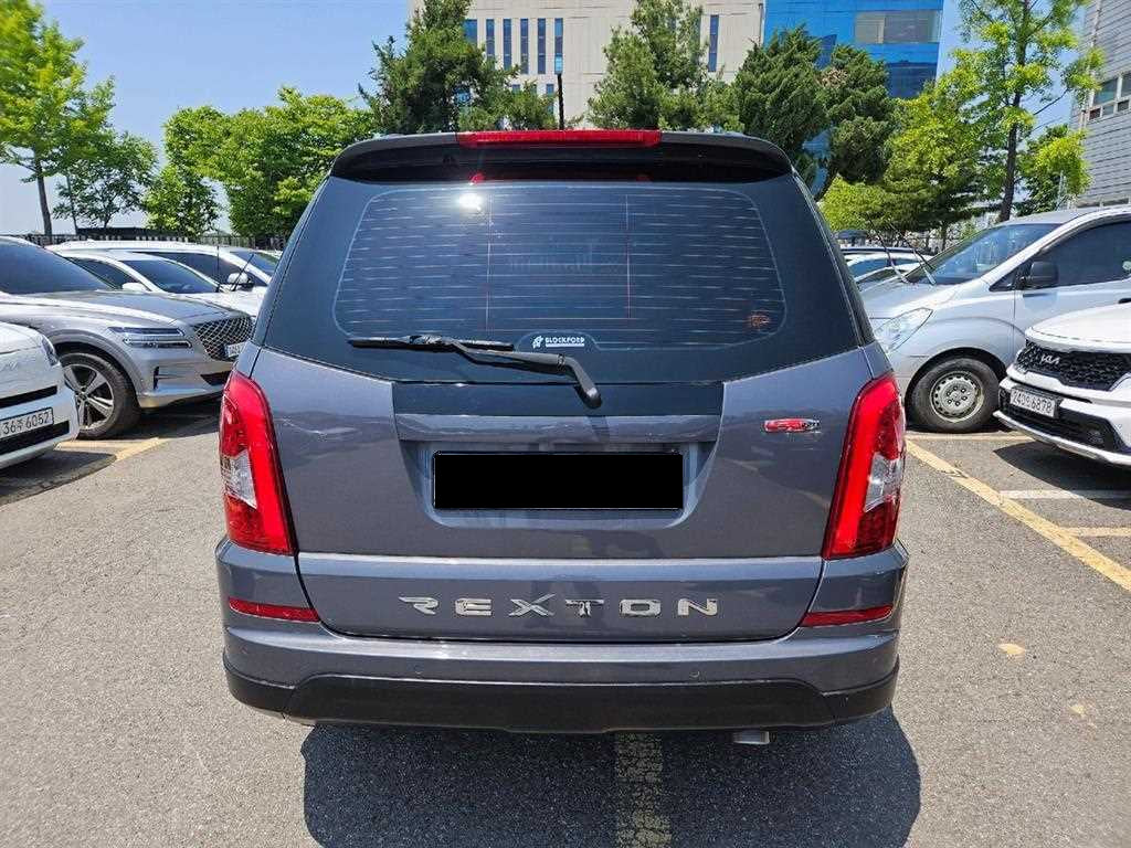 KGM Rexton — photo 03