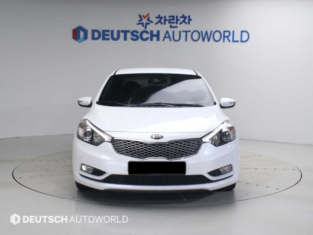 Kia K3 — photo 03