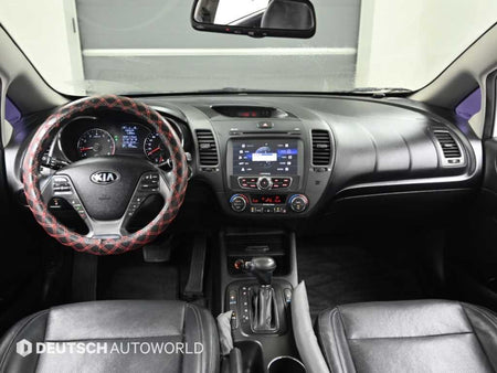 Kia K3 — photo 07