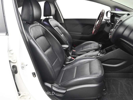 Kia K3 — photo 10