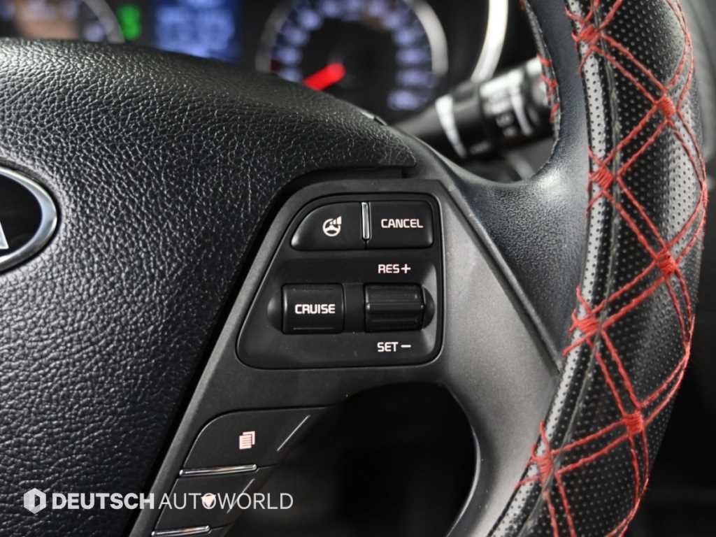 Kia K3 — photo 16