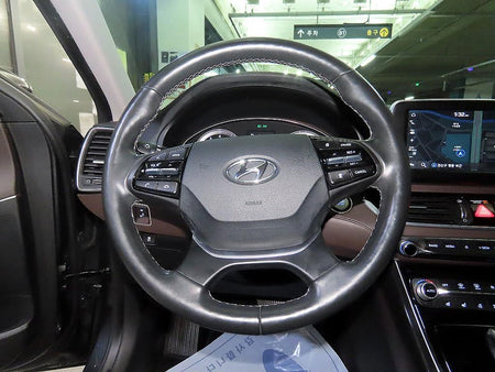 Hyundai Grandeur — photo 08