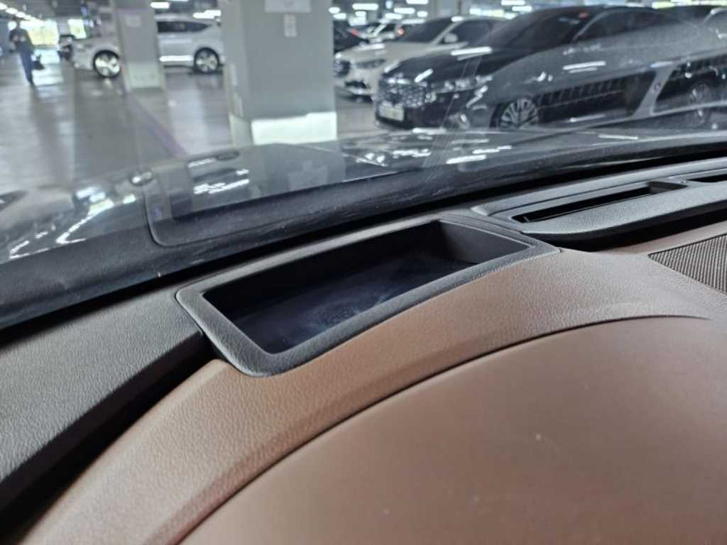 Genesis G80 — photo 08