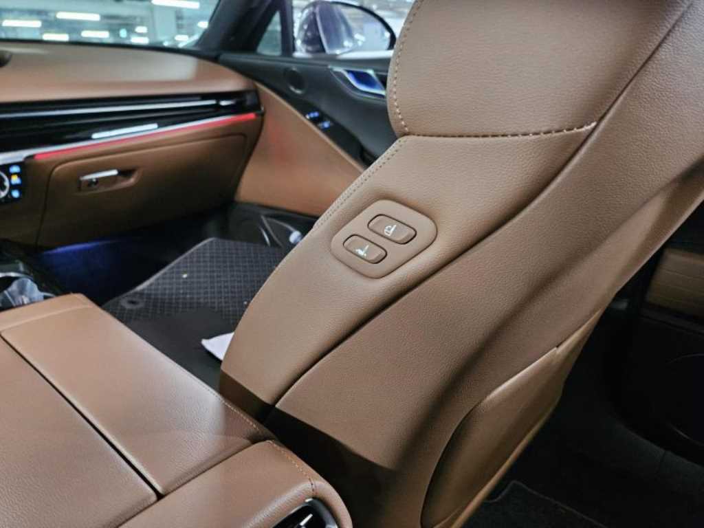 Genesis G80 — photo 13