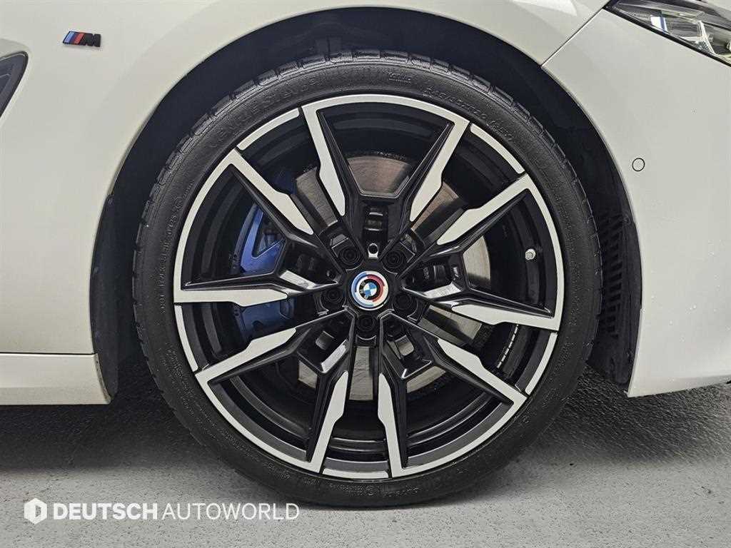BMW 8-Series — photo 05
