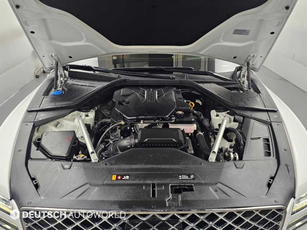 Genesis G80 — photo 06