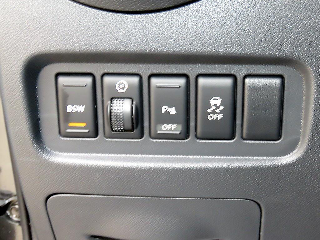 RENAULT QM5  — photo 12