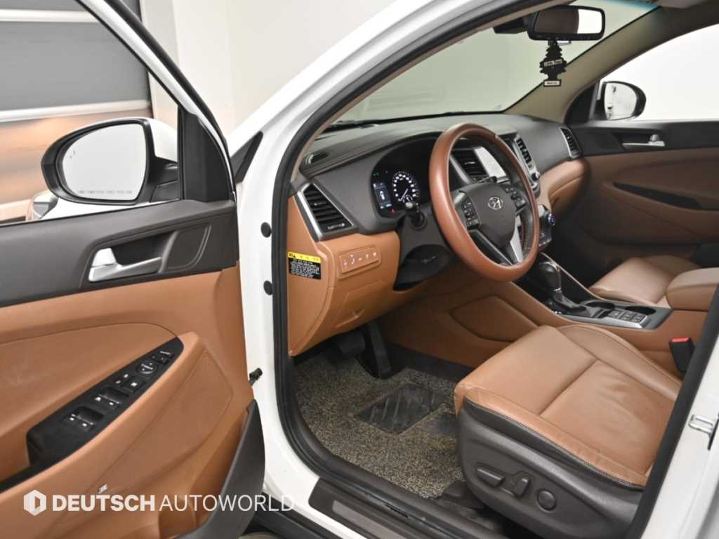 Hyundai Tucson — photo 11