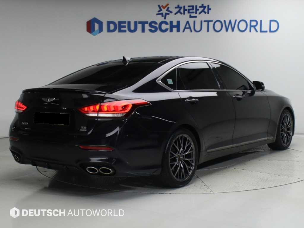 Hyundai Genesis — photo 03