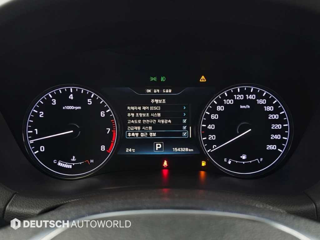 Hyundai Genesis — photo 09