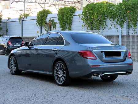 Mercedes-Benz E-Class — photo 03