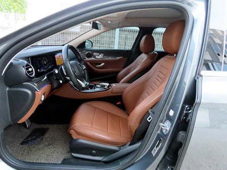 Mercedes-Benz E-Class — photo 05