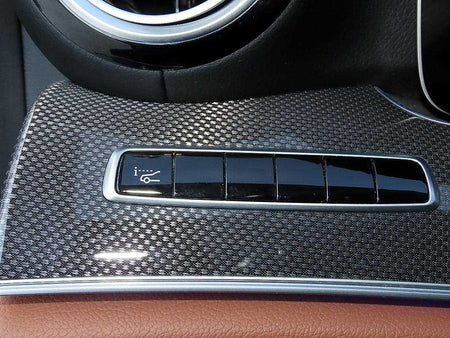Mercedes-Benz E-Class — photo 12